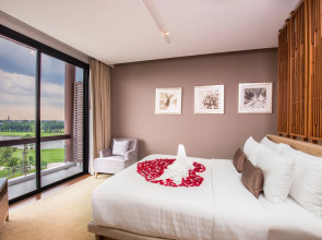 Summit Windmill Golf Suite Hotel @Suvarnabhumi