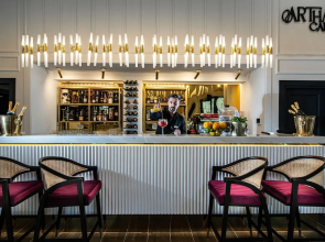 Zet Hotel
