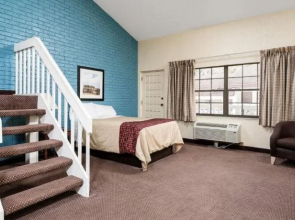 Travelodge Inn & Suites Tallahassee North