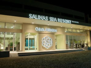Hotel Oasis Salinas Sea