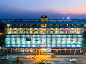 Sakura Hotel