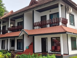 Goldfield Club & Lake Resort, Kumarakom