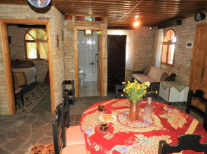Mountain House Kastro