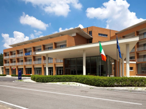 Inn Naples Airport