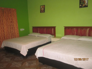 Pantai Tengah Beach Inn