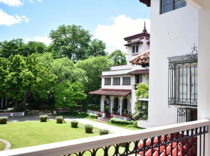 The Henry Suites MiraNila Quezon City