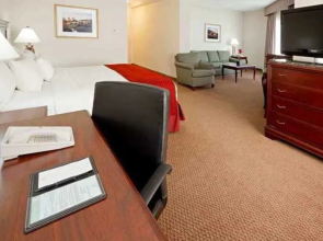 Doubletree By Hilton Hotel Boston - Milford