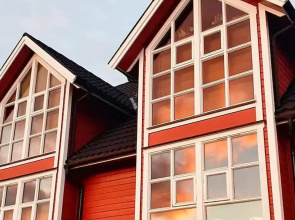 10 Person Holiday Home in Midsund