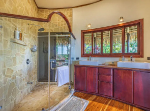 Authentic Jungle Ocean Escape by Pura Villas