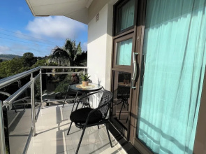 Silver Gates (Non-Smoking Accommodation)