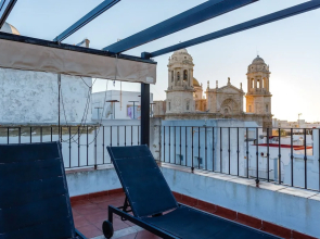 El Ático de los Ingleses - Adults Only