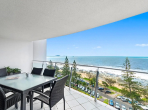 Sirocco 906 by G1 Holidays - Two Bedroom Beachfront Apartment in Sirocco Resort