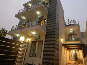 Maxfort Sikandarpur Metro