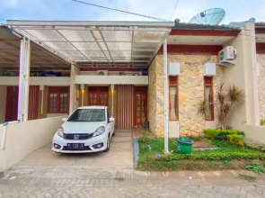 Villa Kusuma Panderman 32 by N2K