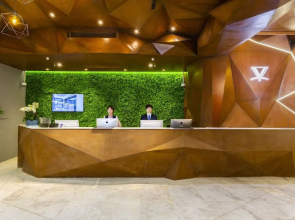 Jinglai Hotel