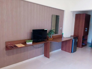 Lavasa Luxury Lakeview Studio