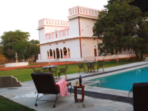 WH Bijayniwas Palace