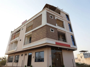 OYO 11553 Hotel Dhola Maru Residency