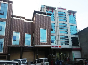 OYO Flagship 18847 Hotel Space Paradise Inn
