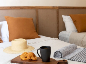 Unique Exclusive 2 Apartments in 1 Awesome Complex Pool Amenities Best Location