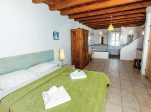 Awesome Home in Pomos With Wifi and 3 Bedrooms