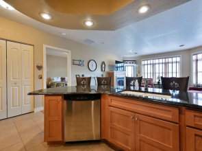 Unit 433a 1 Bd 1 Ba Condo 1 Bedroom Condo by RedAwning