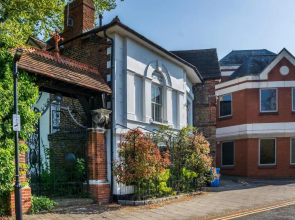 Castle Properties: The Duchess, 3 Bed Family cottage