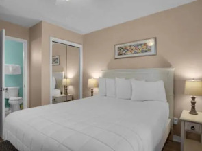 Summer Breeze Condominium 211