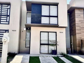 Private Jacuzzi Pool 2 Level House Private Coto