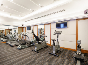 Отель Grande Centre Point Ploenchit