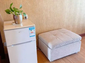 Haizhibian Apartment