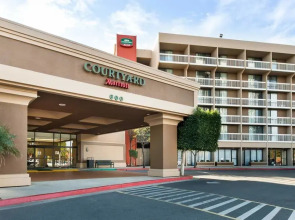 Holiday Inn OXNARD - VENTURA by IHG