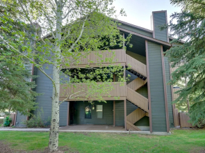 Convenient Park City Condo - Ski, Hike & Bike!