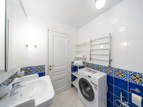 Dom Vverhdom Guest House