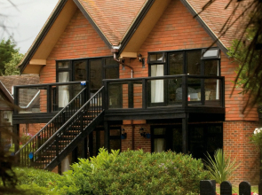 Elmers Court Hotel