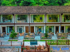 Mid-Levels Homestay