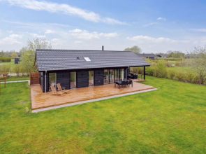 "Sonseeahray" - 600m from the sea in SE Jutland