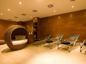 n Apartments Hotel