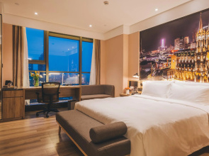 Ning Bo Nan Bu Shang Wu Qu Ya Duo Hotel