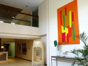 Jenny's Place at Mount Pico De Loro