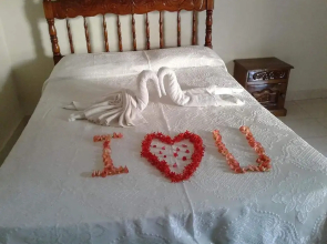 T-CA Guest House & Resto