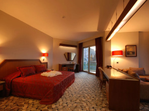 Hotel Hegsagone Marine Asia