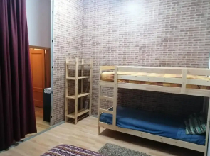 Room-global Guests - Bed in 6-bed Mixed