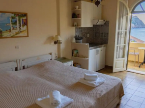 Linardos Apartments