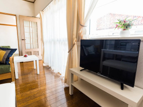 Universal Bay Condominium