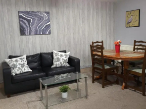 Lovely 3 bedroom ground floor appartment