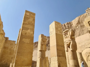 Senmut Luxory Apartments