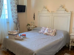 Maison Renée Viareggio
