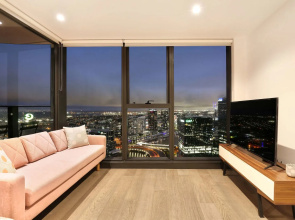 Orange Stay At Melbourne Quarter