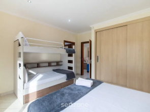 House w/ Pool 350 m From Taperapuan Beach Rud0047